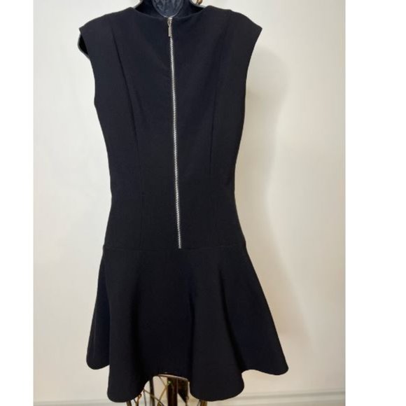 H&M Womens Stretch Fit & Flare Dress Round Neck Sleeveless Size 8 Black - Picture 4 of 5